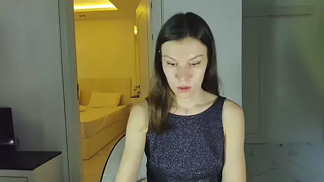 VelvetTheory's Live XXX Chat