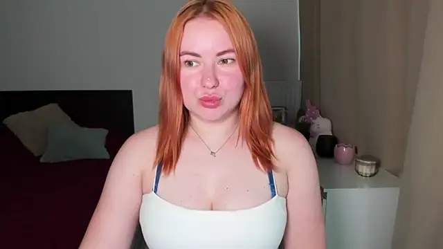 LAYLAxSTAR Adlı Modelin Canlı XXX Sohbeti