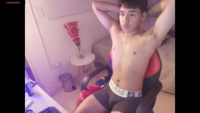 noa_hot69のライブXXXチャット