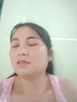 Giee00's Live XXX Chat