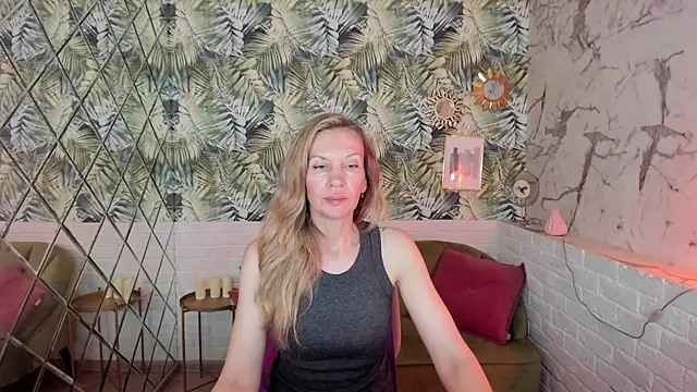 NancyGrace Live XXX-Chat