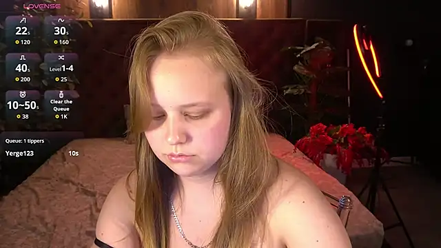 CrystallPaws live XXX chat