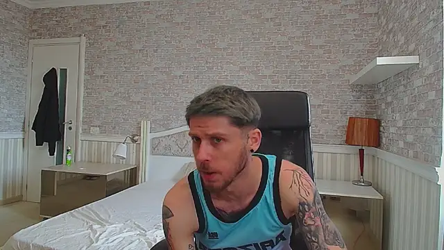 JonahShaw Live XXX Chat