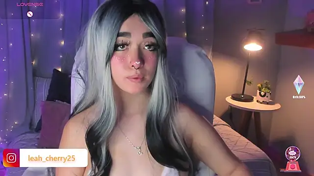 Chat +18 de Leah_cherry ao vivo