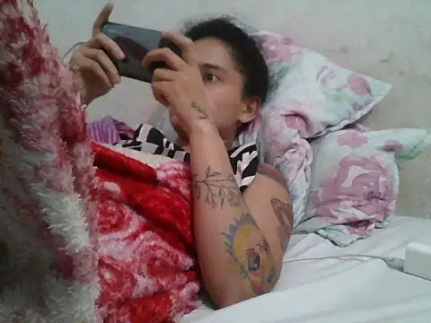 Онлайн чат XXX girl_tits