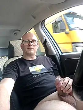 Car-public's Live XXX Chat