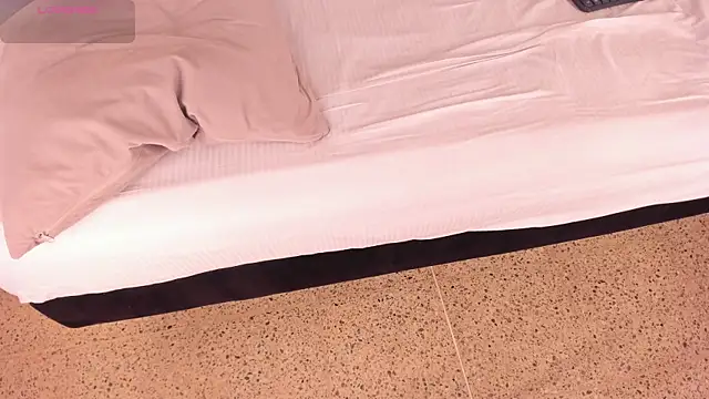 Crystal_Rose__のライブXXXチャット