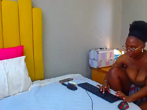 CocoBlazerx76's Live XXX Chat