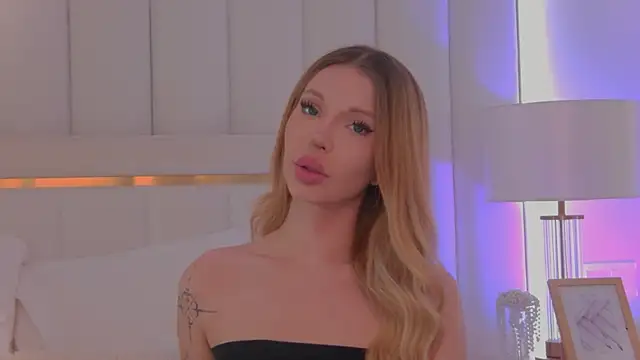 دردشة AriellaMelo الجنسية المباشرة