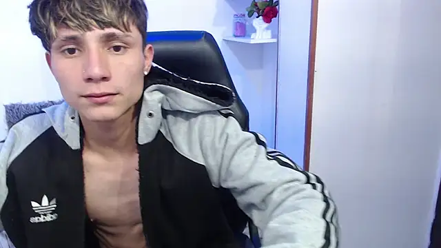 Yao_23 Live XXX Chat
