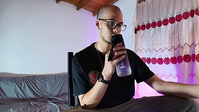 Vlad__night Chat XXX live