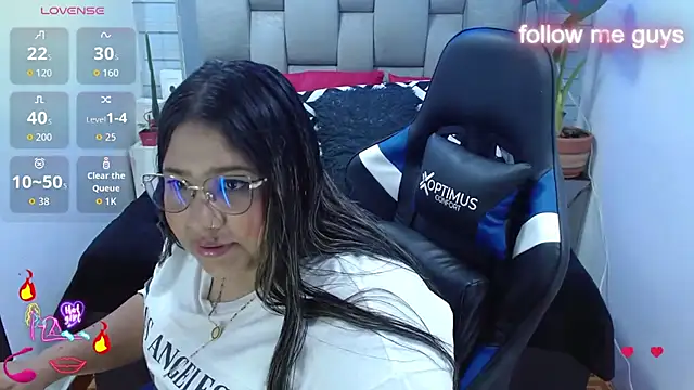 Chat XXX en directo de evelin_zaens