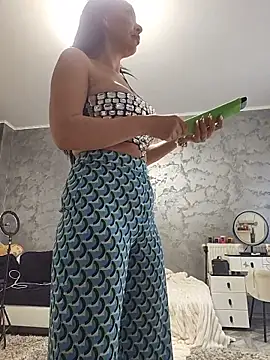 MaiaGold Chat XXX live