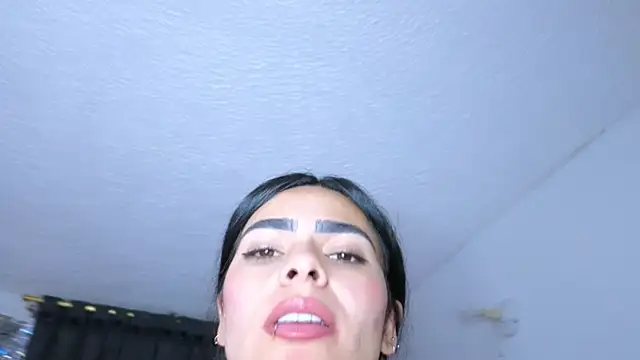 sexyladyy_ – Live XXX-chat