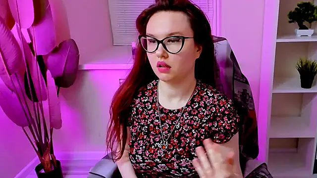 CarolGiggly Chat XXX in diretta