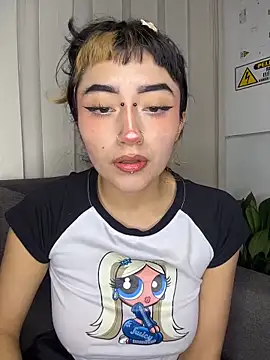 baby_akuma live XXX chat