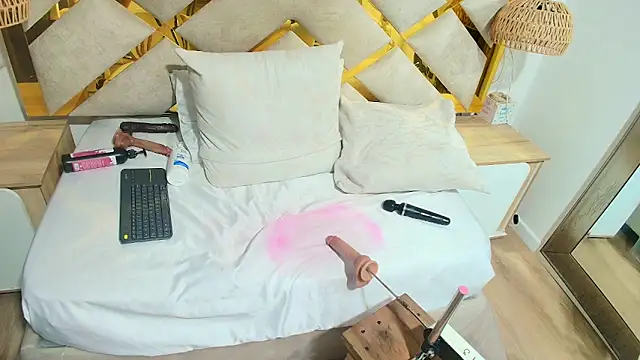 Živý XXX chat Baby_Scarleth_