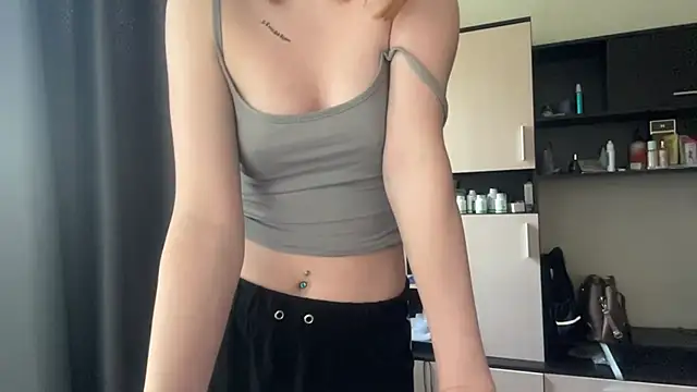AquilineOrites live XXX chat