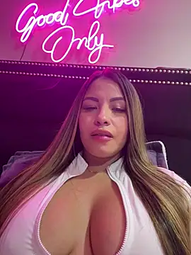 sexyyykloee's Live XXX Chat
