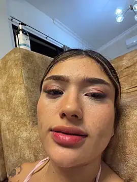 Arianavilladan Live XXX chat