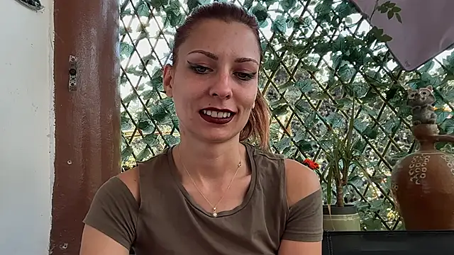 karo123421 Chat XXX live