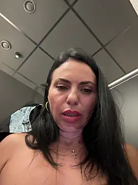دردشة KimKelly13 الجنسية المباشرة