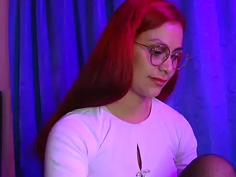 tinny_emiily's Live XXX Chat