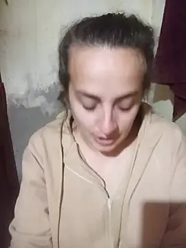 YeneFantasy2's Live XXX Chat