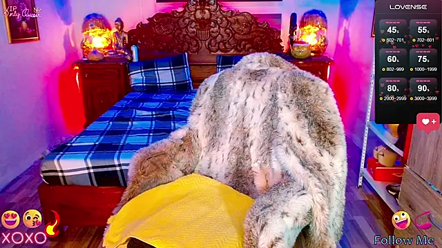 Онлайн чат XXX _QueenGoddess_