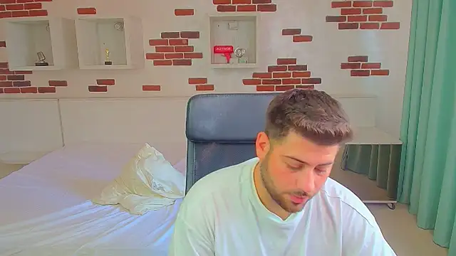 Онлайн чат XXX DaxGreer