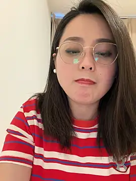 orangeonedayn Live XXX chat