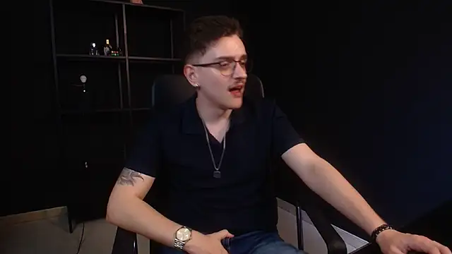 FelixStarkk 现场XXX聊天