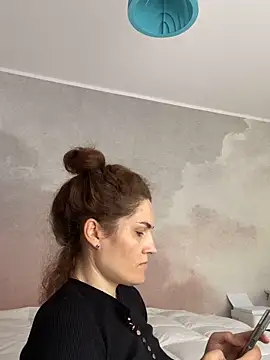 Ms-Lust1- – Live XXX-chat