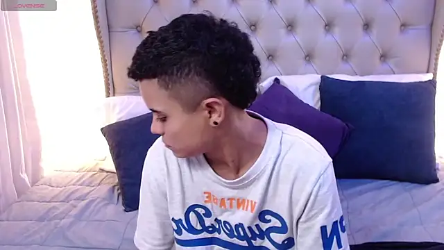Liiamthompson live XXX chat