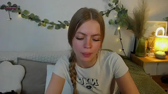 HoneyEmilly 라이브 XXX 채팅