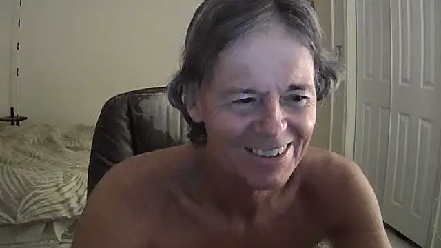 nakeedcowboi65 Show in webcam