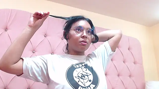 دردشة Emmaa_Lexx الجنسية المباشرة