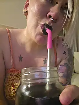 PinkTheHawk Live XXX-Chat