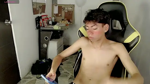 Liarr_'s Live XXX Chat
