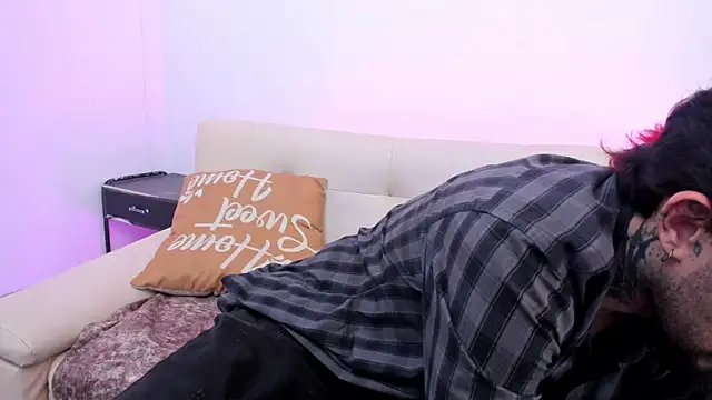 Jonathan_Soto Live XXX-Chat