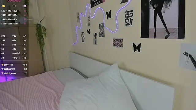 MidnightPoise Live XXX-chat
