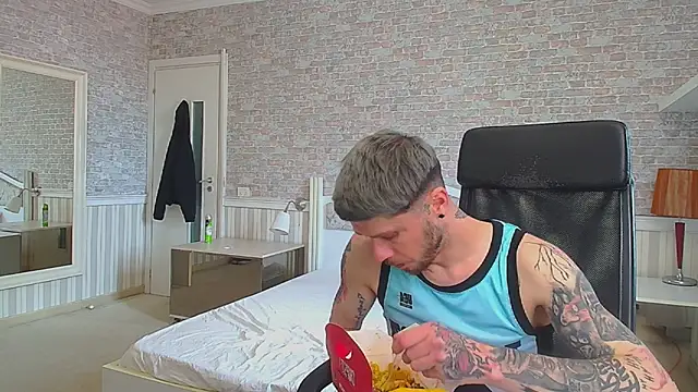 JonahShaw Chat XXX in diretta