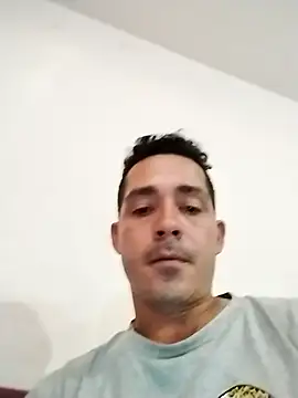 دردشة Gabriel_leon33 الجنسية المباشرة