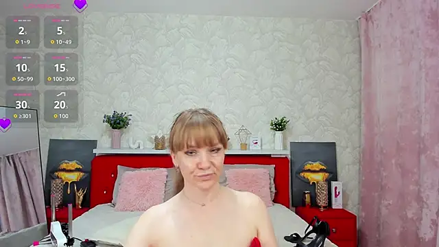 دردشة KattyPeachX الجنسية المباشرة