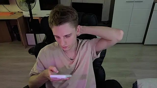 angryzan – Naživo XXX chat