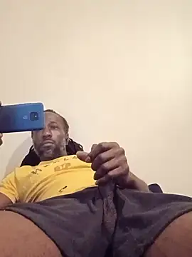 Chatroom XXX en direct de KingBlackStallion