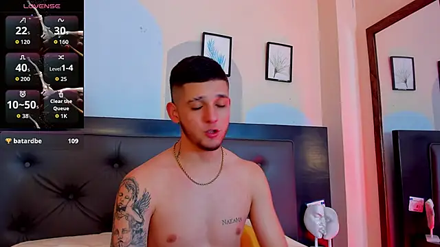 XXX chat uživo modela Boy_Mathew