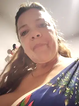 Chat +18 de karlaanqui1 ao vivo
