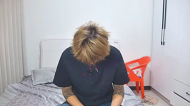 Chat XXX Live Chocolates-001