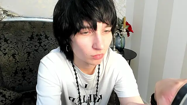 AdonBev – Naživo XXX chat